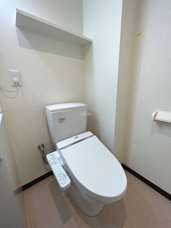 トイレ　※他のお部屋です、ご参考までに