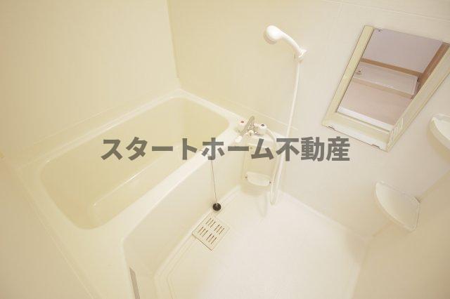 バス・シャワールーム　お風呂です