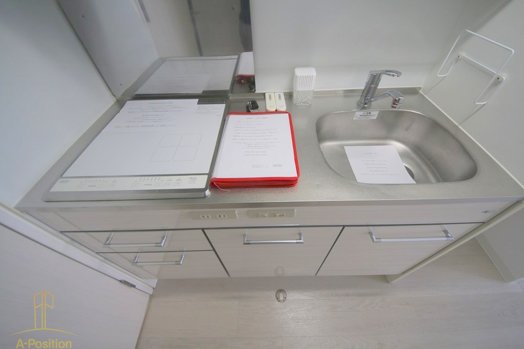 キッチン　セレニテ本町グランデ