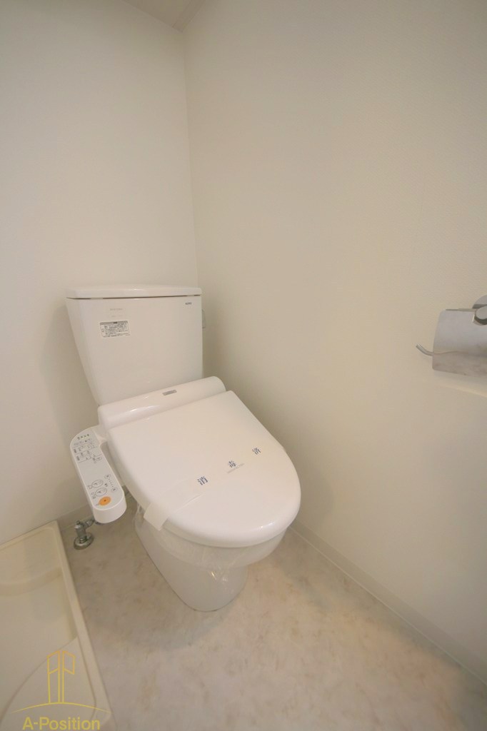 トイレ　セレニテ本町グランデ