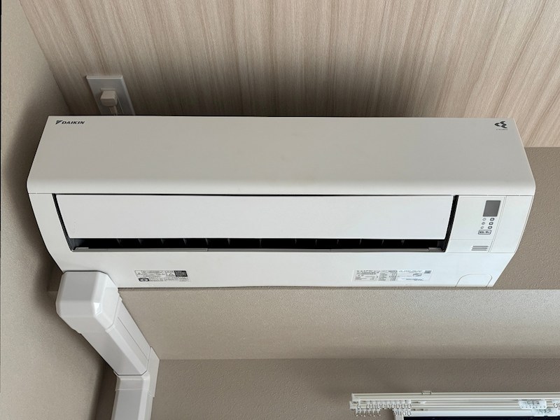 その他設備　リビングエアコン付き