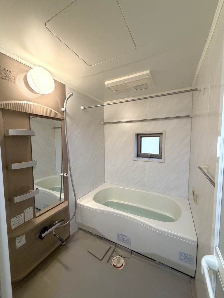 バス・シャワールーム　浴室