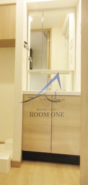 洗面設備　洗面台です。