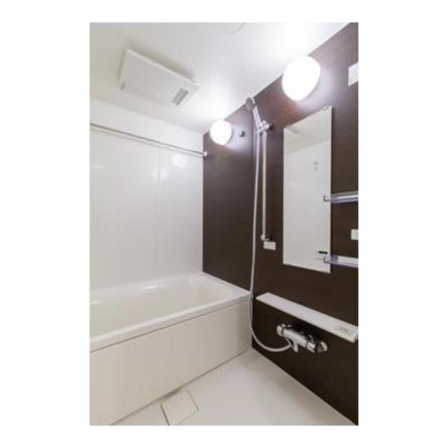 バス・シャワールーム　※写真は同タイプ住戸です。