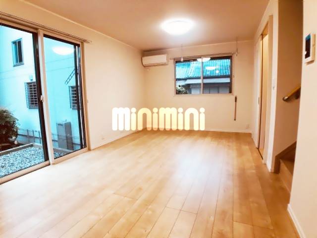 居室・リビング　広々リビング