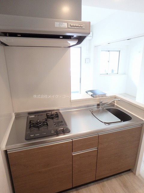 キッチン　※入居中の為別部屋写真使用現状優先