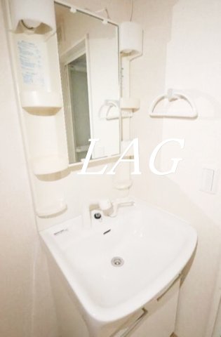 洗面設備　洗面台です。