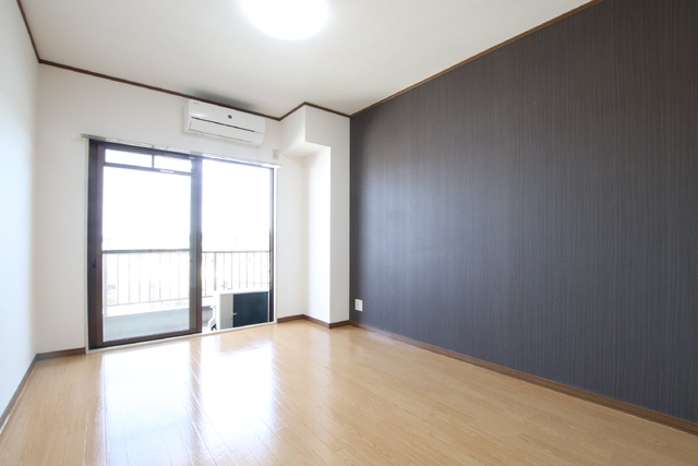 居室・リビング　※照明は設備ではありません。