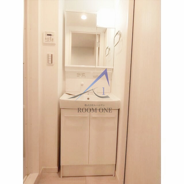 洗面設備　洗面台です。