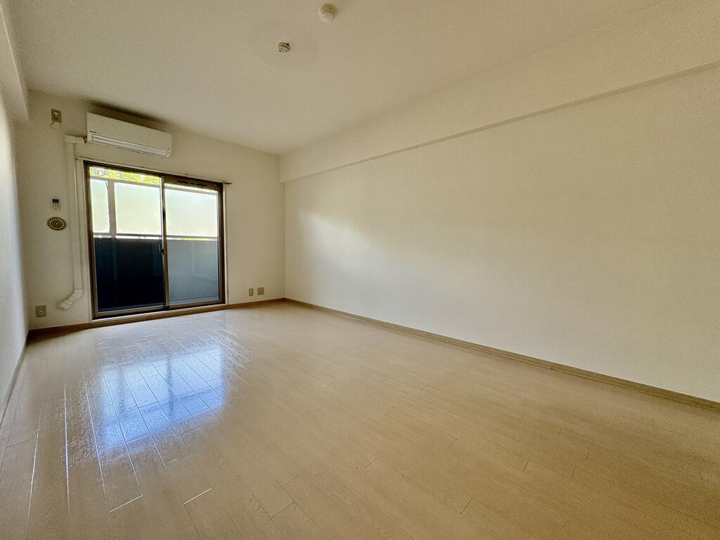 居室・リビング　同仕様写真