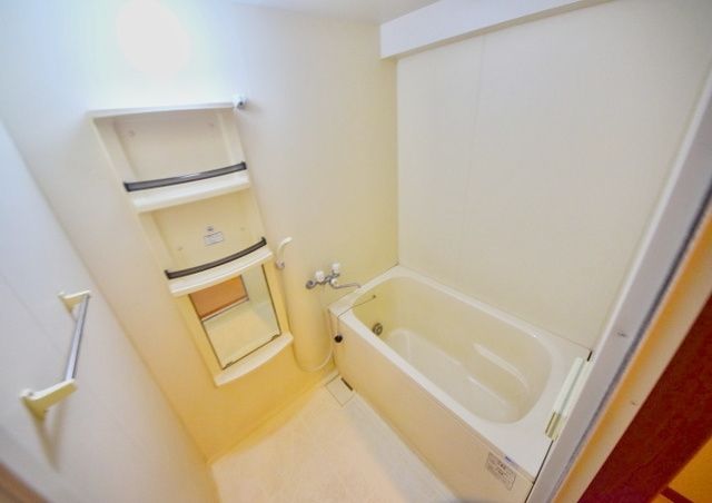 バス・シャワールーム　★★追い焚き機能完備★★