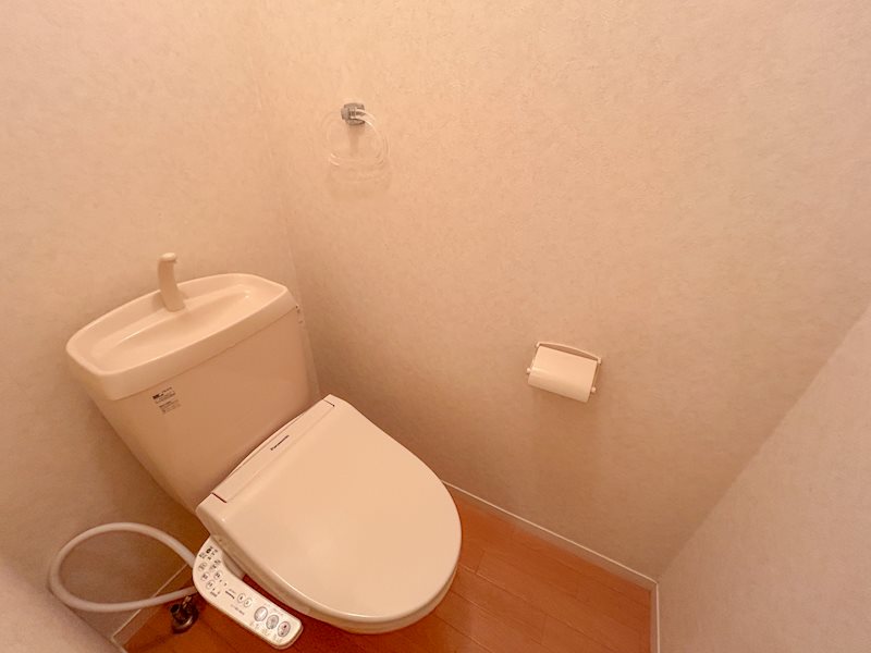 トイレ　洗浄付き便座