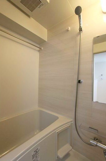 バス・シャワールーム　同タイプ