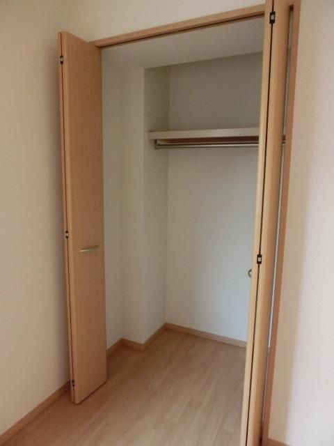 収納　収納力のあるクローゼットです