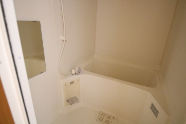 バス・シャワールーム　別室の参考写真です。※現況優先