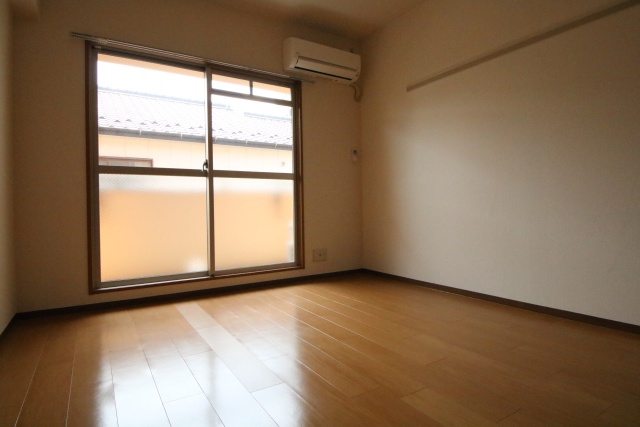 居室・リビング　別室の参考写真です。※現況優先