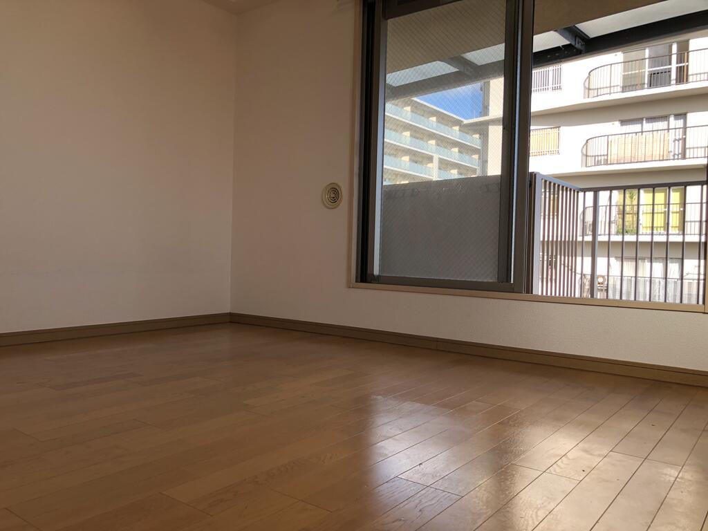 居室・リビング　☆同マンション別室の写真です☆