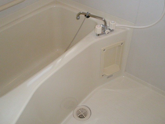 バス・シャワールーム　お風呂です