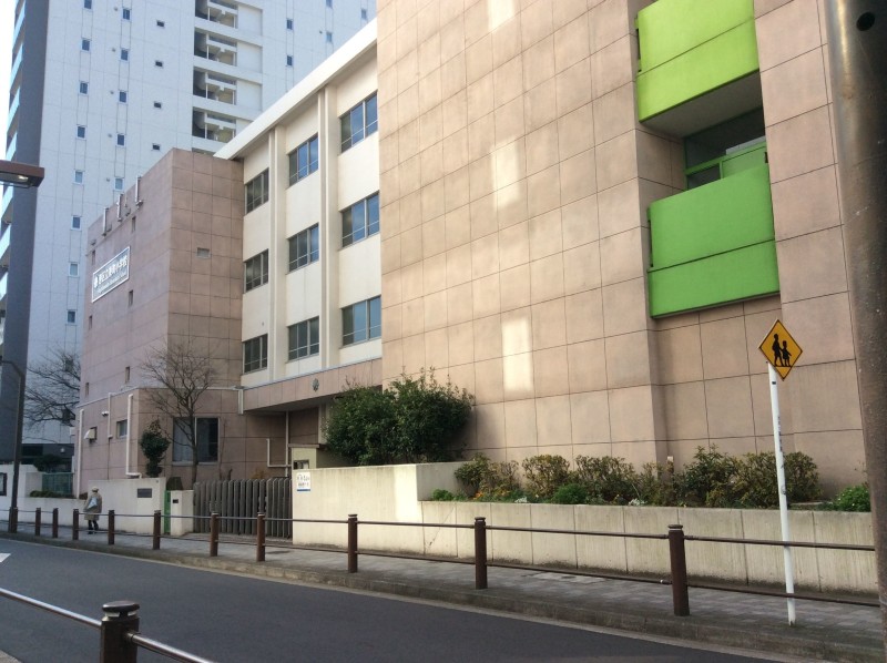 小学校　港区立東町小学校（小学校）まで348m