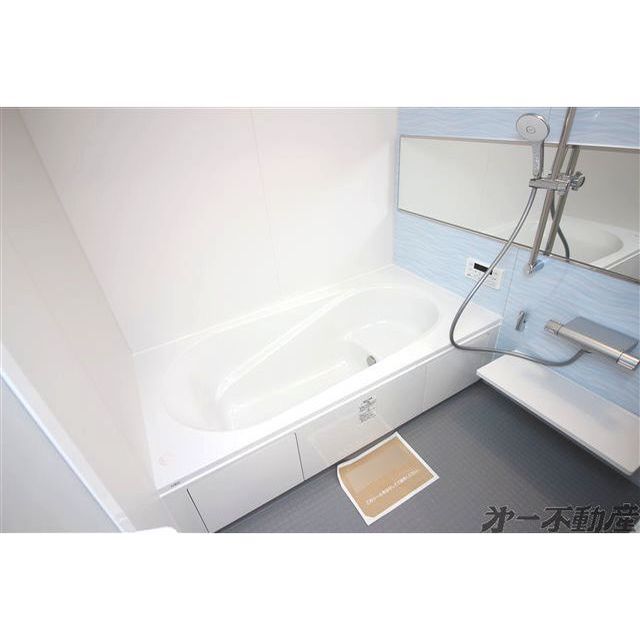 バス・シャワールーム　バスルーム