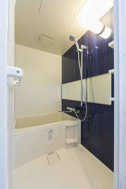 バス・シャワールーム　浴室