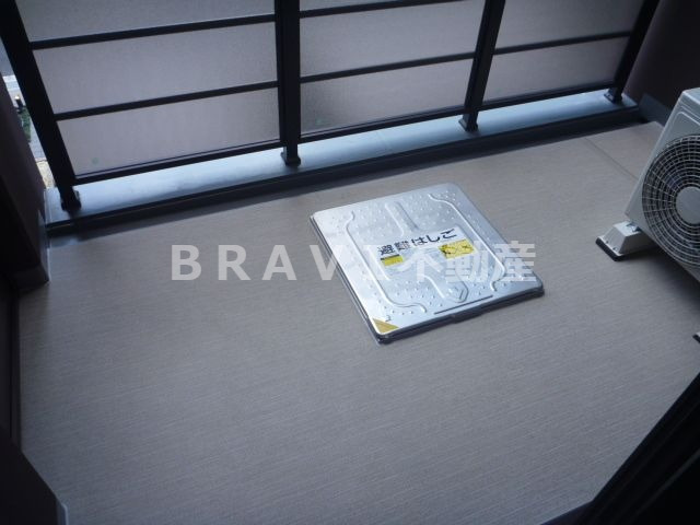 バルコニー　【パークアクシス本町】バルコニー付きです