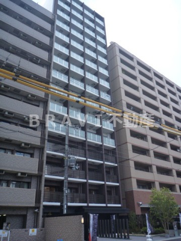 建物外観　【パークアクシス本町】外はこのようになっています