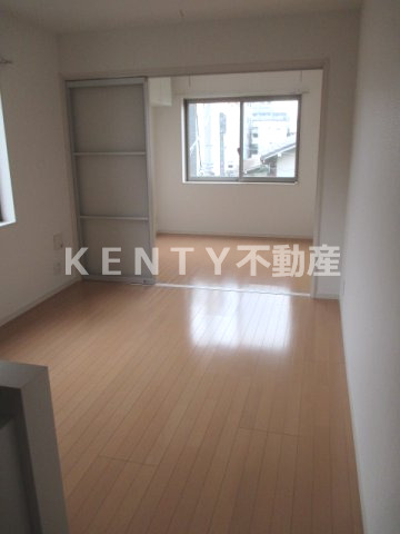 居室・リビング　使いやすい居間です