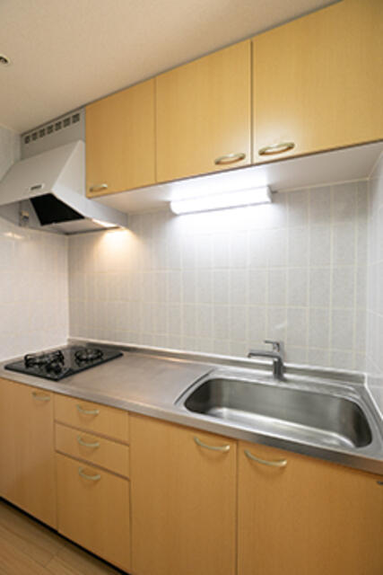 キッチン　※写真は同タイプ住戸です。