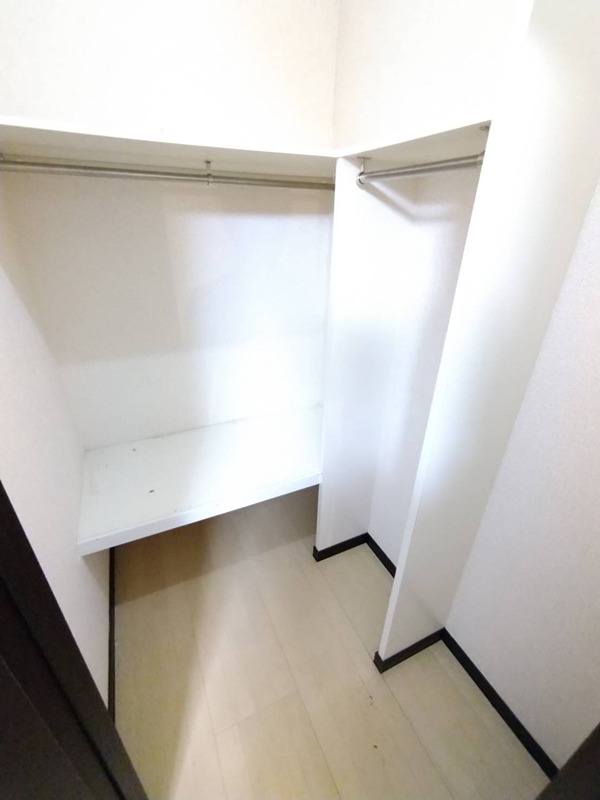 収納　ウォークインクローゼット
