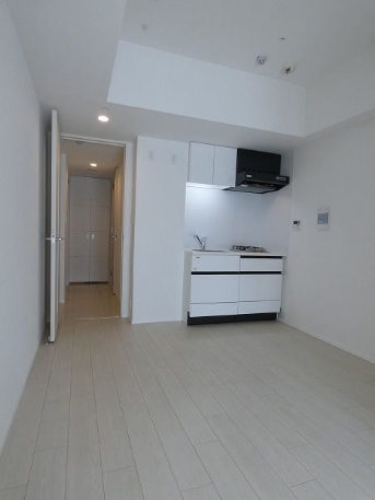 居室・リビング　☆明るい居間☆