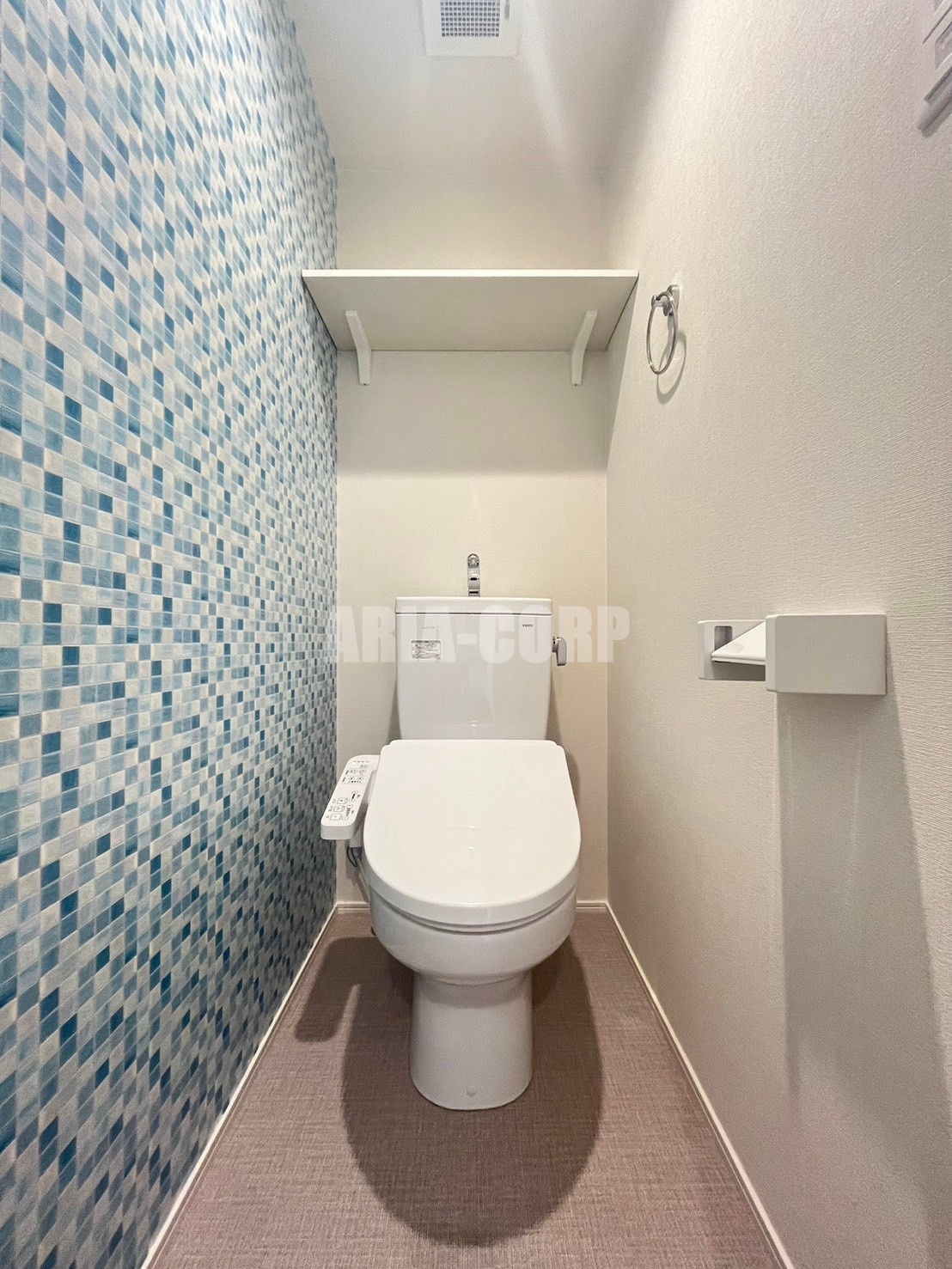 トイレ　温水洗浄便座付きのお手洗い！