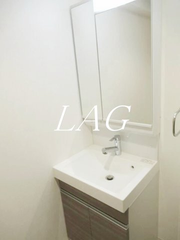 洗面設備　洗面台です。