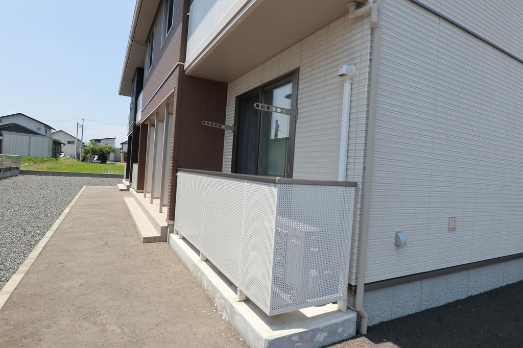 エントランス　バルコニー