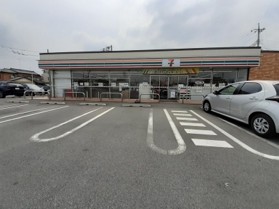 コンビニ　セブンイレブン太田市古戸町店（コンビニ）まで290m