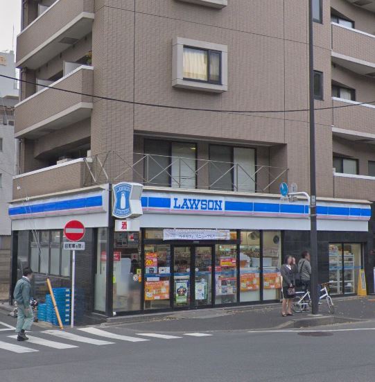 コンビニ　ローソン 新宿水道町店（コンビニ）まで61m