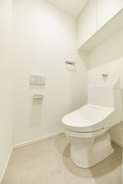 トイレ　※写真は同タイプ住戸です。