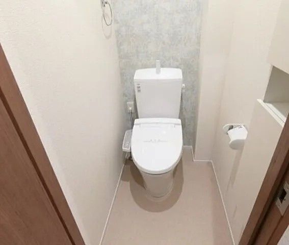 トイレ　■温水洗浄便座