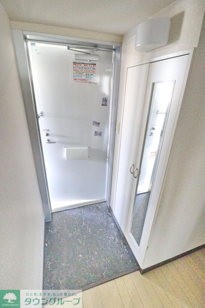 レオネクストセントラルヒルズVIの玄関写真