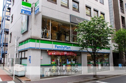 コンビニ　ファミリーマート千代田小川町店（コンビニ）まで175m