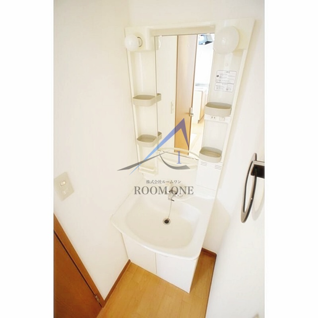 洗面設備　洗面台です。