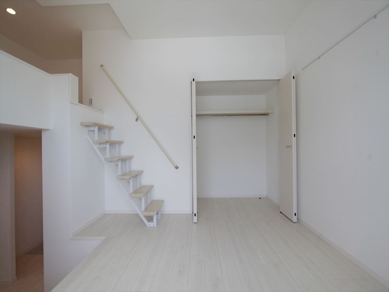 その他　洋室6.2帖　ロフト6.7帖（収納にも寝室にも使用できます）