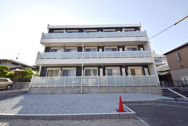 建物外観　おしゃれな外観