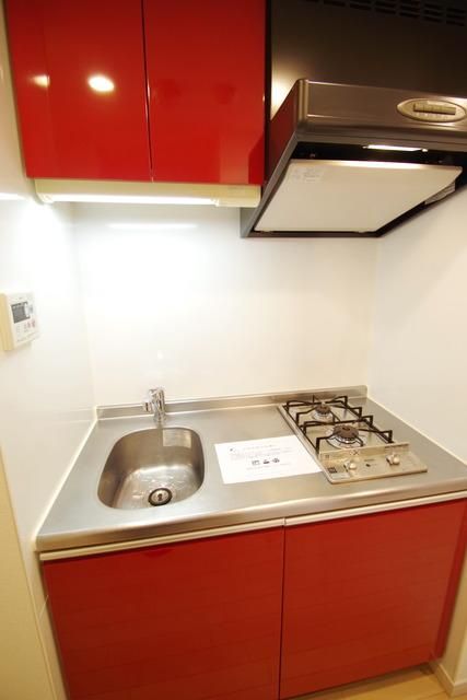 キッチン　★コンパクトですがお料理もしっかりできるシステムキッチン★