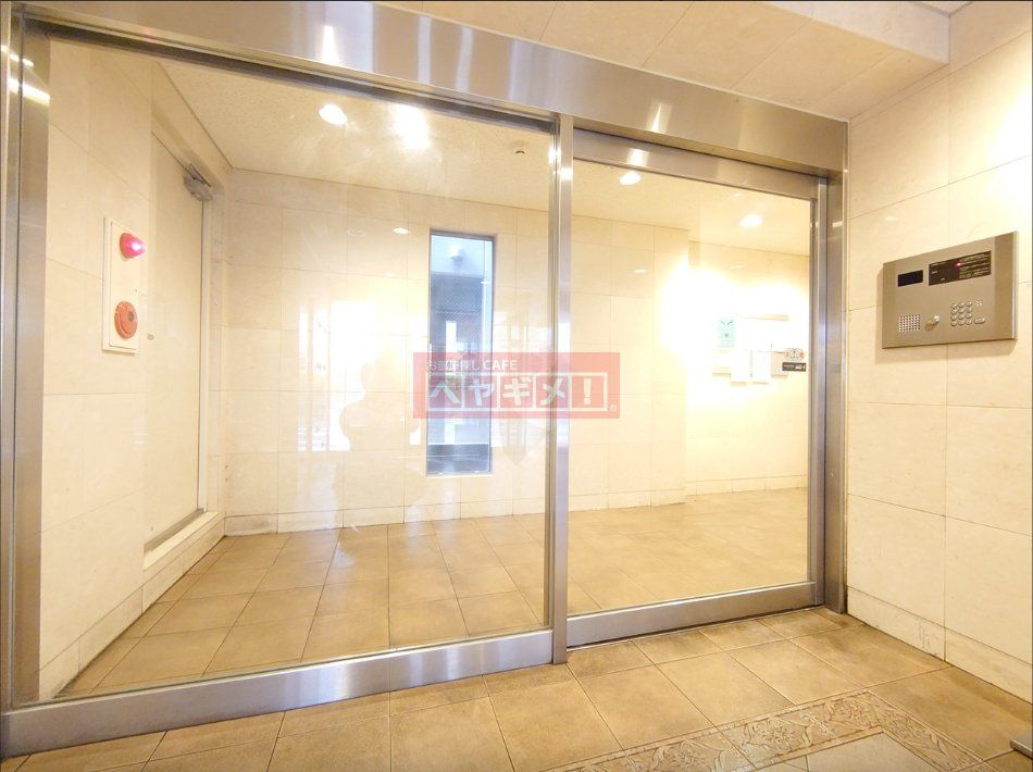 エントランス　エントランス