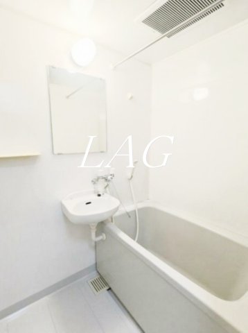 バス・シャワールーム　お風呂です。