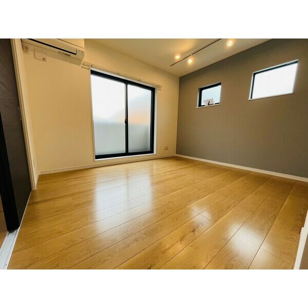 居室・リビング　※同物件他部屋写真