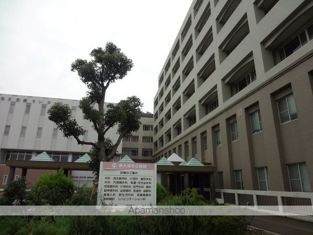 病院　泉大津市立市立病院（病院）まで612m