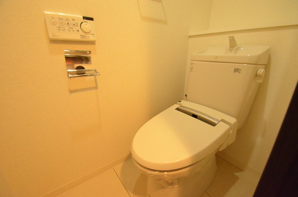 トイレ　シャワー付トイレ
