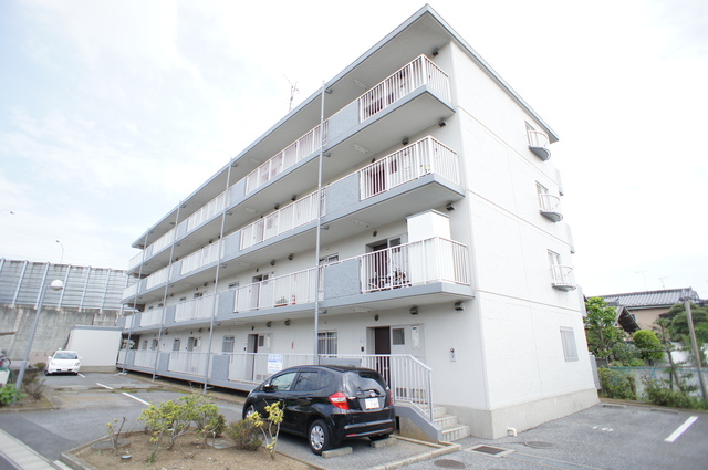 建物外観　当社管理物件。ご案内はお任せ下さい♪